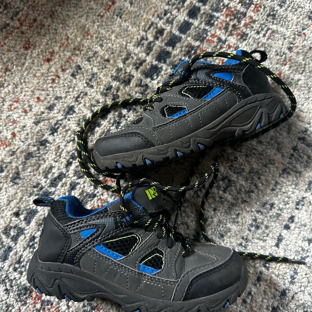 Kids Black and Blue Rugged Outback Hiking Shoes